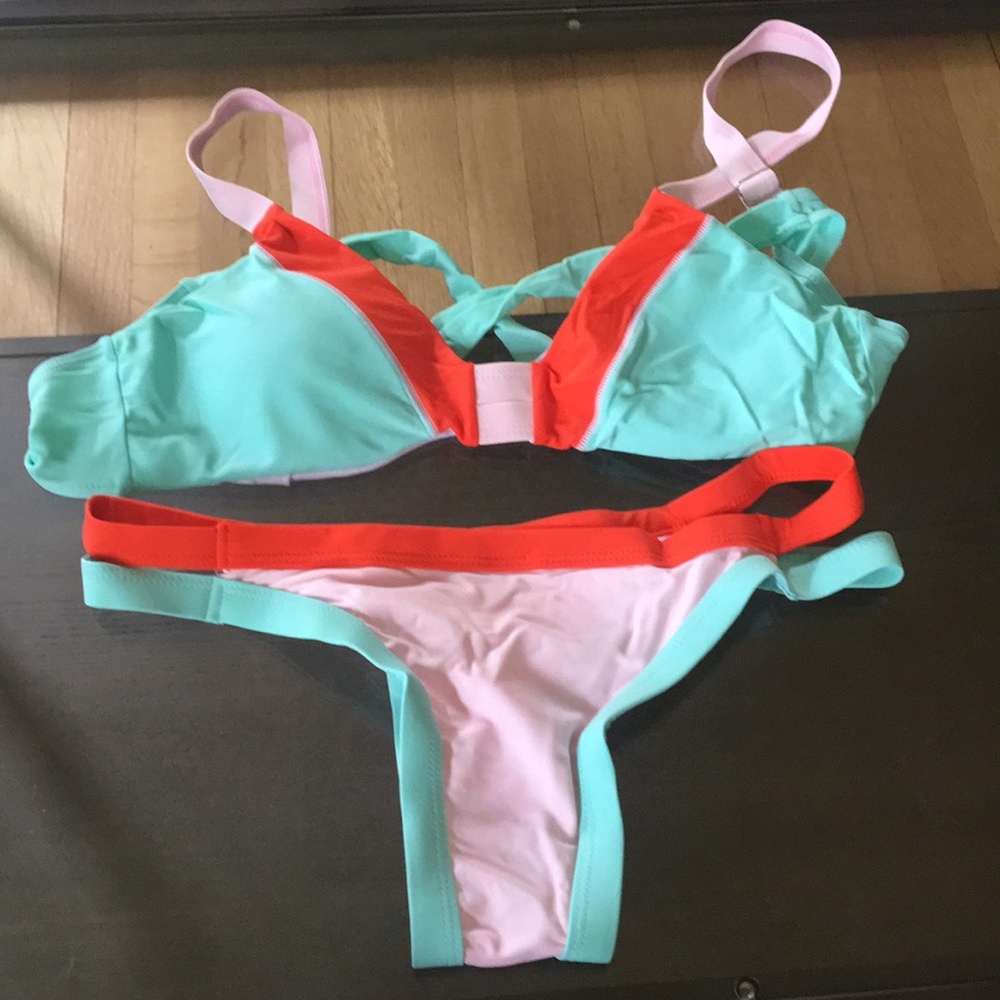 Color block swimsuit